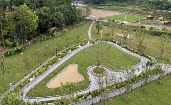 在这里“狗狗”是主角 成都邛崃这处上万平米森犬乐园来啦