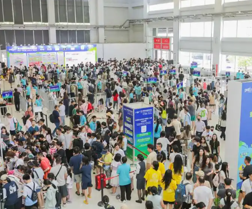 全球新品首发、宠物时尚大秀、夏夜人宠狂欢……今年亚宠展有这些亮点