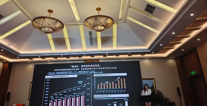 去年城镇犬猫消费市场规模突破3000亿元