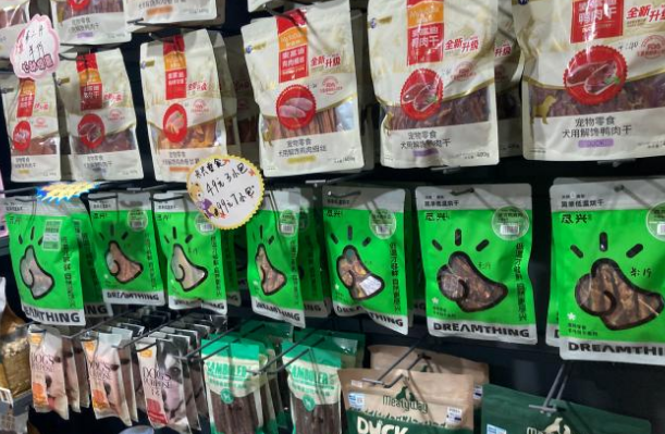 宠物食品“功效细分”背后：科学喂养还是营销内卷？