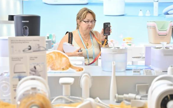 智能环保化宠物用品走俏，你们了解吗？