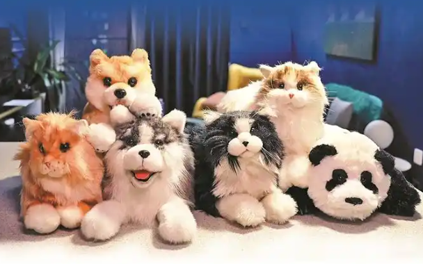 不用喂养不用遛 伴你欢喜伴你忧 AI宠物能陪你一辈子