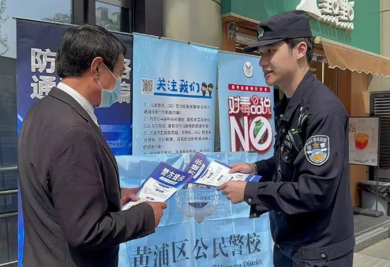 全心爱“犬”益，他们 “宠”爱有方